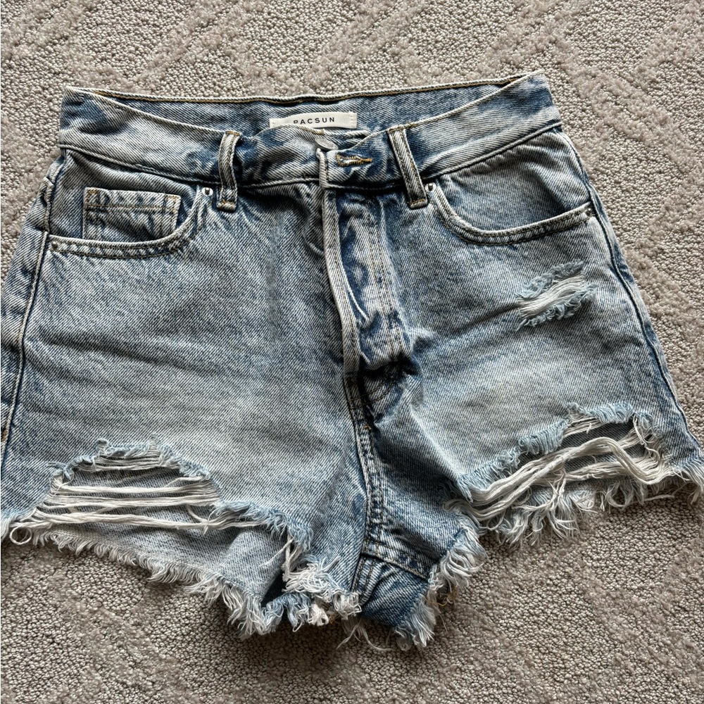 pacsun size 25 vintage high rise ripped blue jean shorts